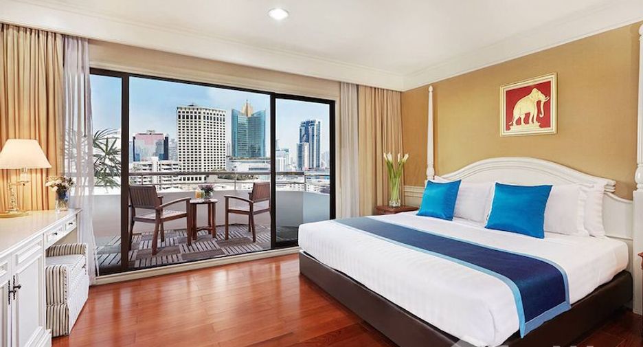For rent 4 bedrooms apartment in Khlong Toei, Bangkok