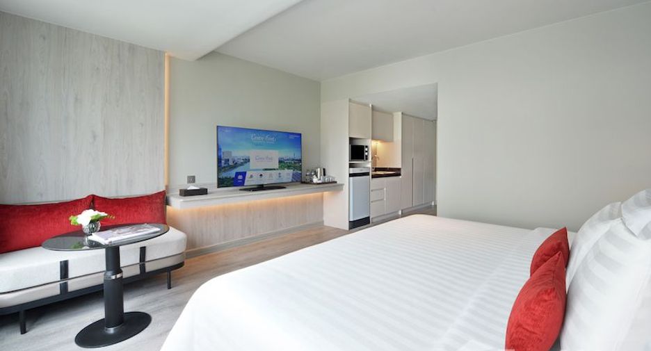 For rent 4 bedrooms apartment in Khlong Toei, Bangkok