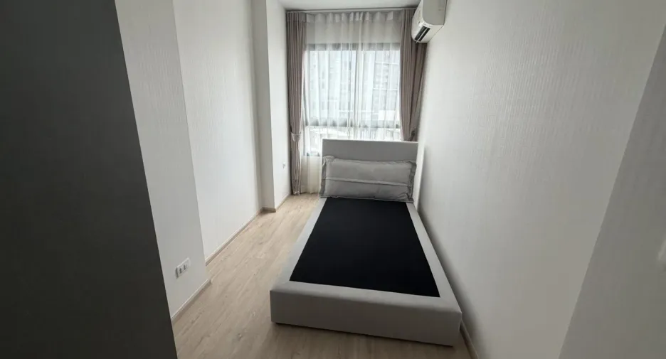 For rent 2 bedrooms condo in Bang Kapi, Bangkok