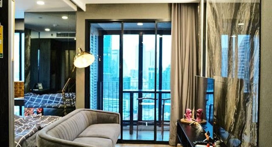 For rent 1 bed condo in Bang Rak, Bangkok