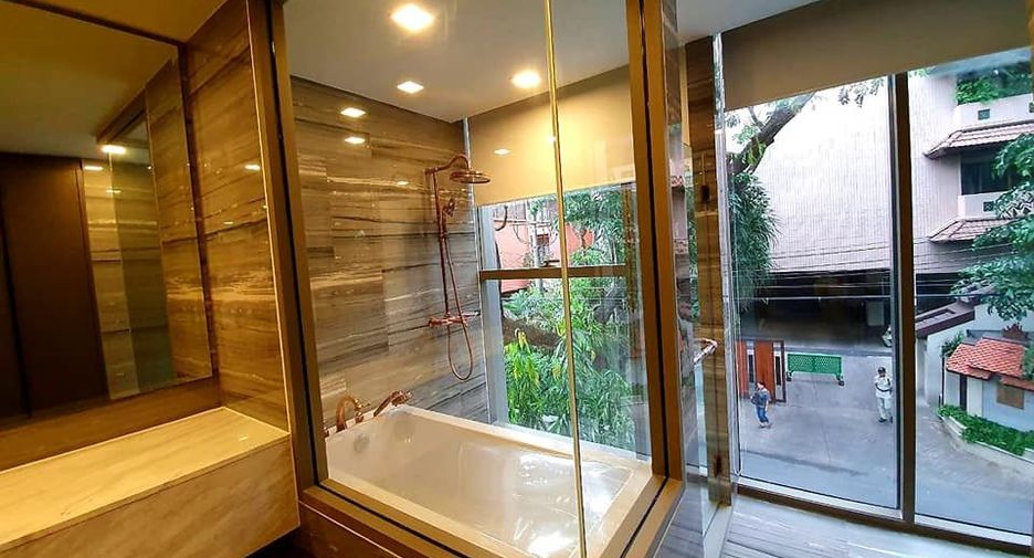 For rent 3 bedrooms condo in Watthana, Bangkok