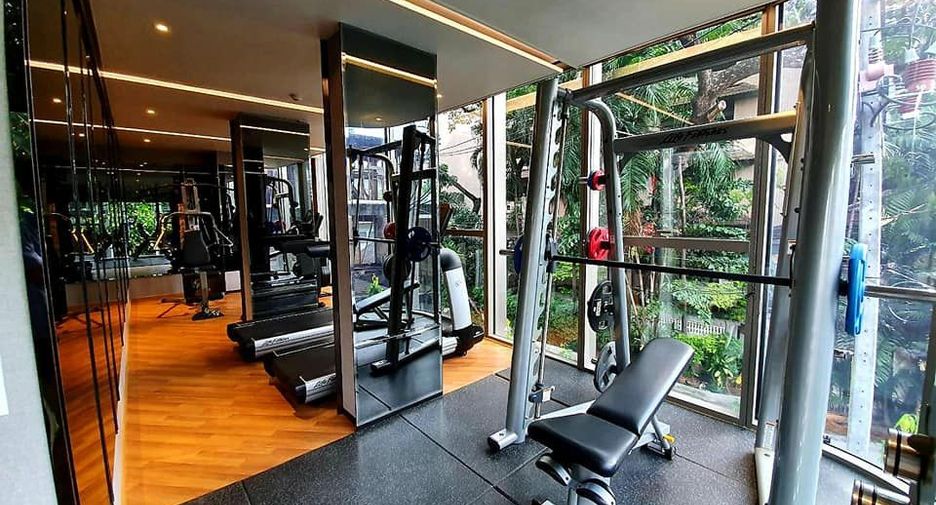 For rent 3 bedrooms condo in Watthana, Bangkok