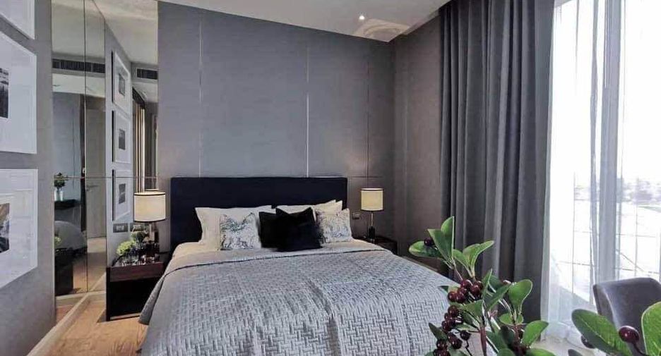 For rent 2 bedrooms condo in Khlong San, Bangkok