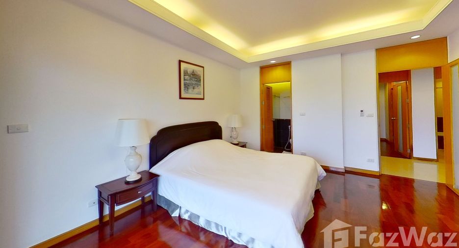 For rent 2 bedrooms condo in Sathon, Bangkok
