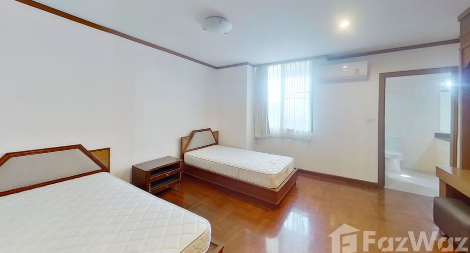 For rent 4 ベッドルーム condo in Khlong Toei, Bangkok