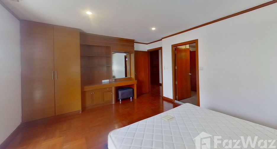 For rent 4 ベッドルーム condo in Khlong Toei, Bangkok