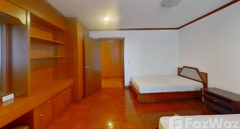 For rent 4 ベッドルーム condo in Khlong Toei, Bangkok