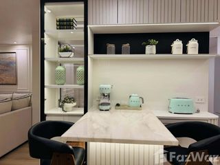 For rent 2 bedrooms condo in Yan Nawa, Bangkok