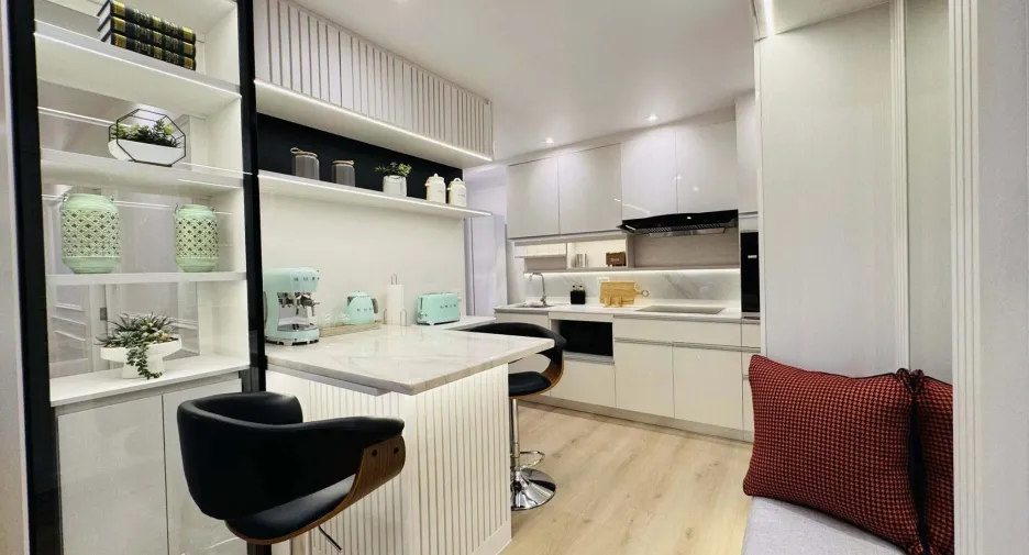 For rent 2 bedrooms condo in Yan Nawa, Bangkok