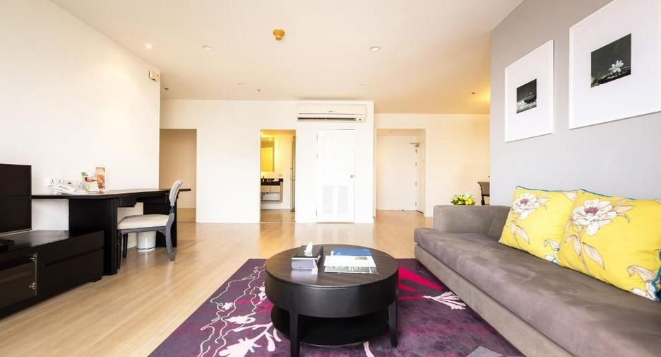 For rent 2 bedrooms apartment in Sathon, Bangkok