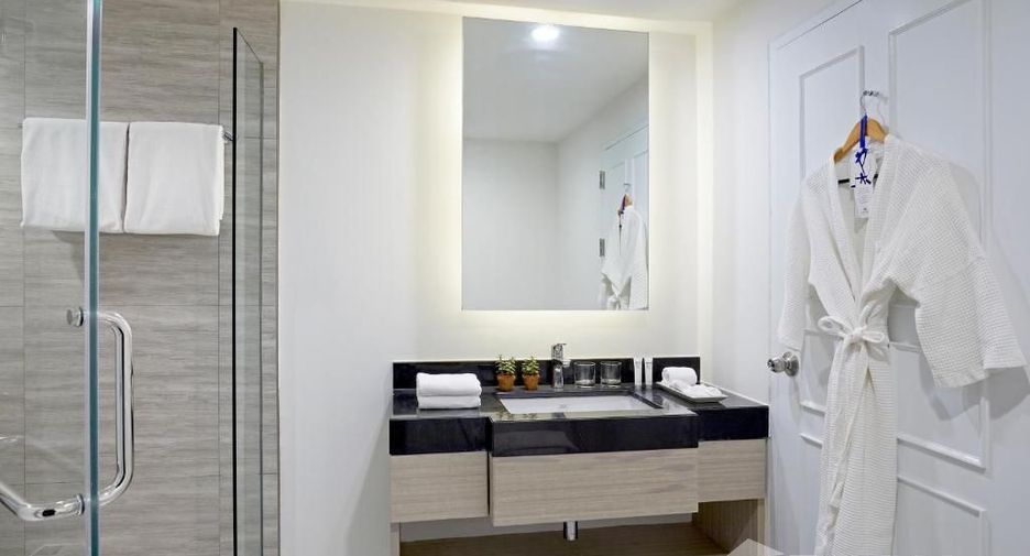 For rent 2 bedrooms apartment in Sathon, Bangkok