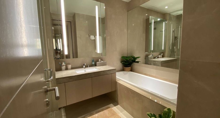 Apartment zur Miete mit 3 Zimmer in Khlong San, Bangkok