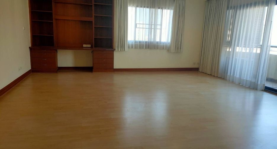 For rent 3 ベッドルーム condo in Watthana, Bangkok