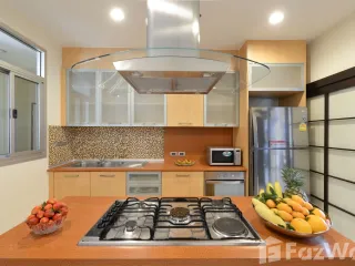 Apartment zur Miete mit 3 Zimmer in Watthana, Bangkok