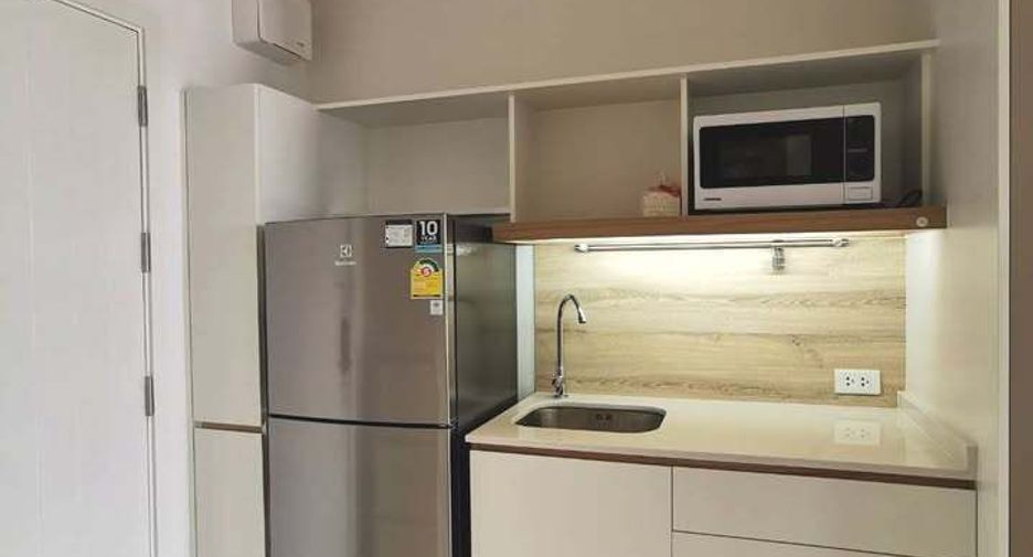For rent 1 bed condo in Bang Rak, Bangkok