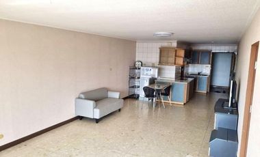 For rent studio condo in Khlong San, Bangkok