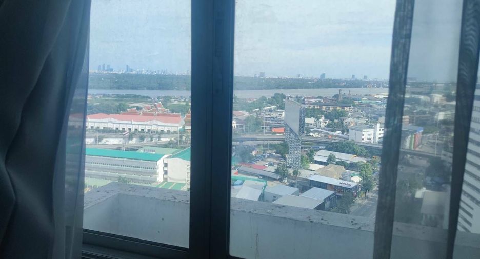 For rent 2 bedrooms condo in Yan Nawa, Bangkok