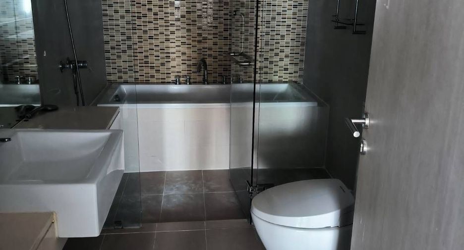 Wohnung zur Miete mit 3 Zimmer in Watthana, Bangkok