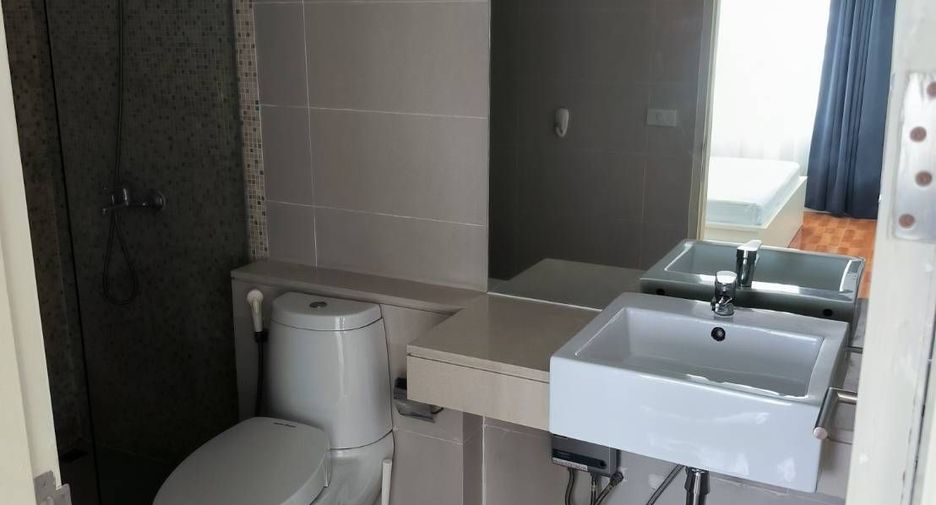Wohnung zur Miete mit 3 Zimmer in Watthana, Bangkok