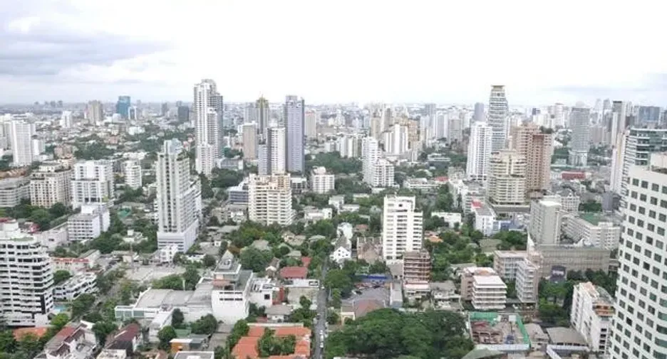 For rent 5 ベッドルーム condo in Khlong Toei, Bangkok