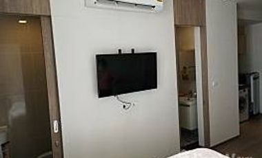 For rent studio condo in Khlong Toei, Bangkok