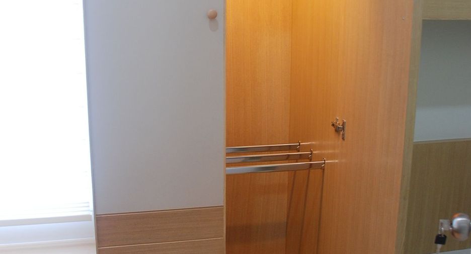 For rent 2 bedrooms condo in Ratchathewi, Bangkok