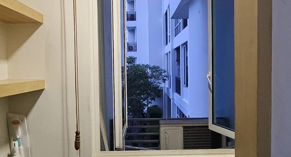 For rent 2 bedrooms condo in Ratchathewi, Bangkok