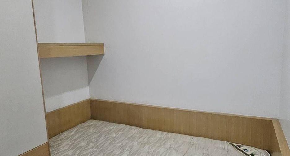 For rent 2 bedrooms condo in Ratchathewi, Bangkok