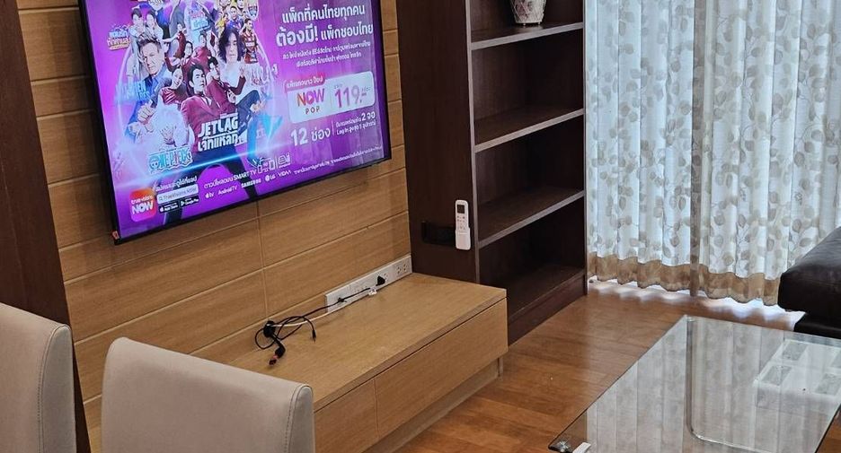 For rent 2 bedrooms condo in Ratchathewi, Bangkok
