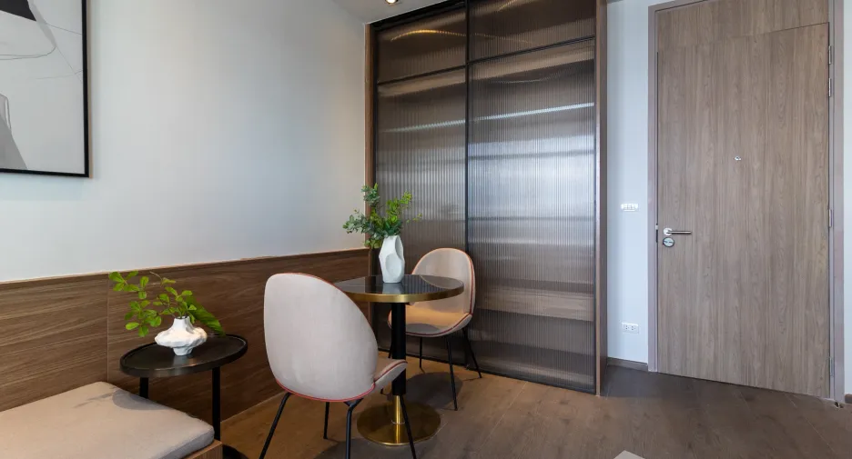 For rent studio condo in Khlong Toei, Bangkok