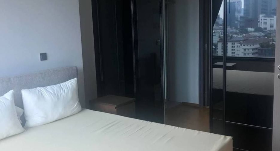 Condo en alquiler de 1 habitaciones en Khlong Toei, Bangkok
