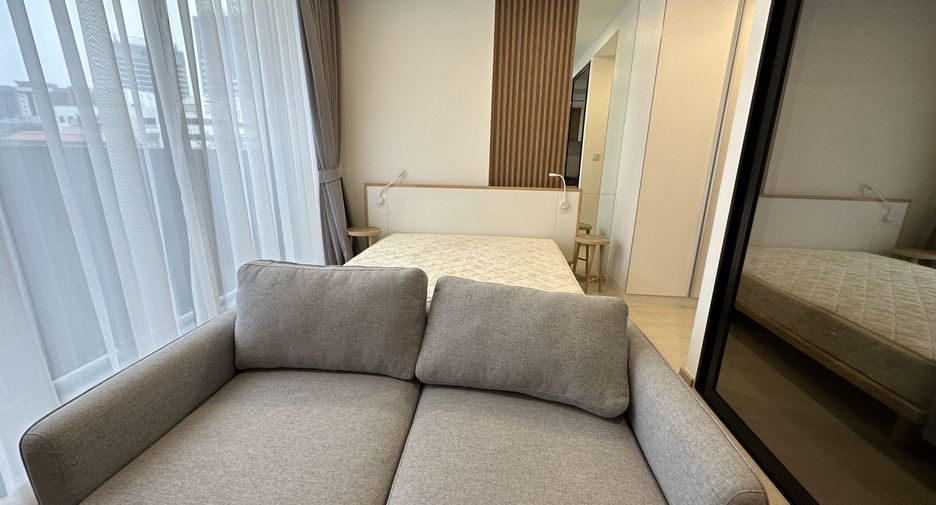 For rent 1 bed condo in Khlong Toei, Bangkok