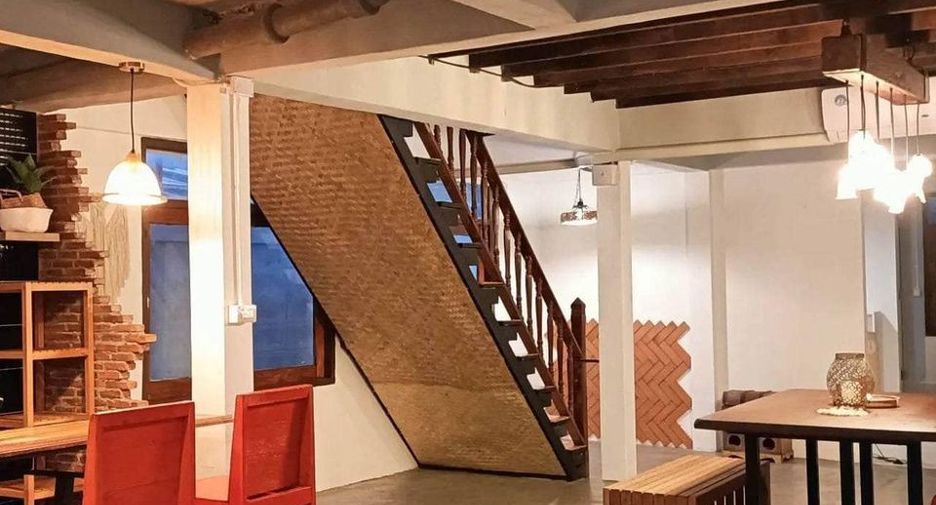 Haus zur Miete mit 2 Zimmer in Ratchathewi, Bangkok