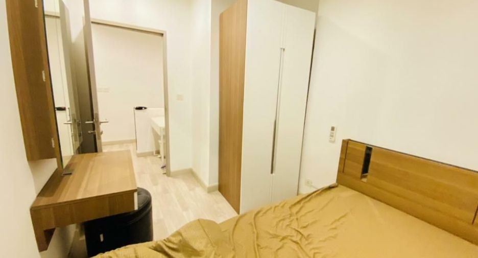 For rent 2 bedrooms condo in Phra Khanong, Bangkok