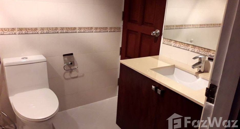 Condo en alquiler de 4 habitaciones en Watthana, Bangkok