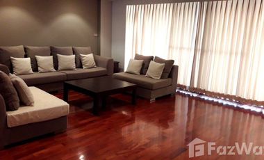 Condo en alquiler de 4 habitaciones en Watthana, Bangkok