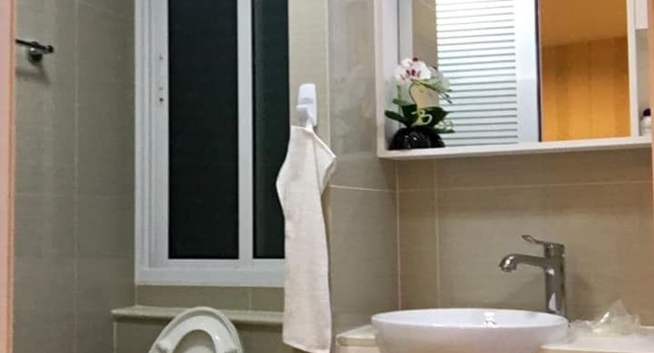 Condo en alquiler de 1 habitaciones en Huai Khwang, Bangkok