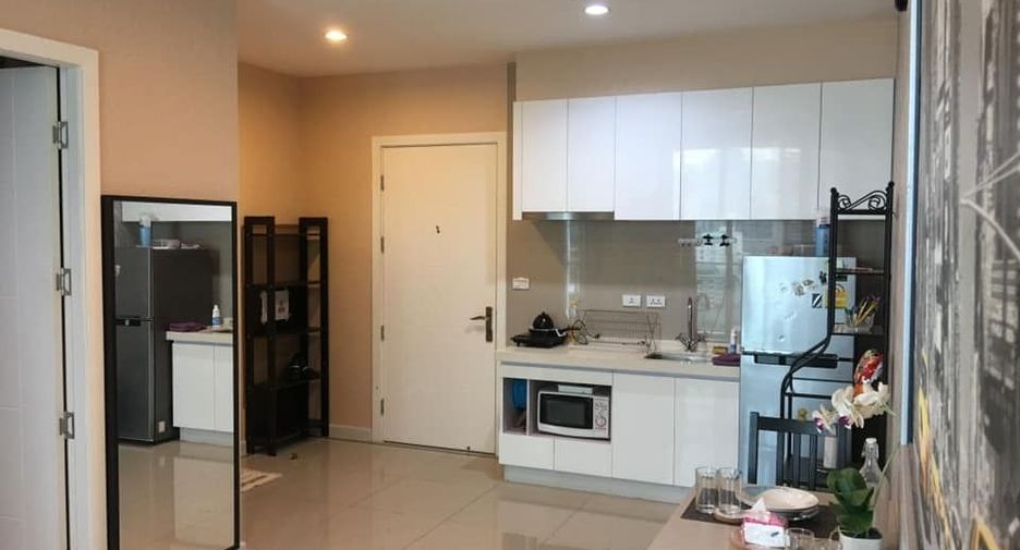 Condo en alquiler de 1 habitaciones en Huai Khwang, Bangkok