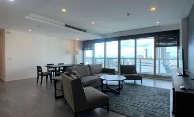 For rent 3 bedrooms condo in Sathon, Bangkok