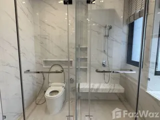 For rent 5 bedrooms house in Saphan Sung, Bangkok