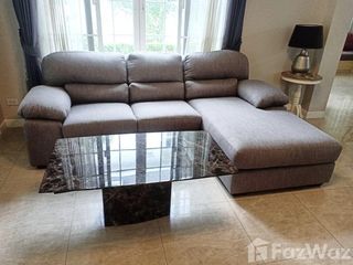 For rent 4 bedrooms house in Bang Na, Bangkok