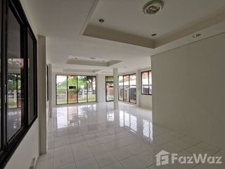 For rent 5 bedrooms house in Khlong Sam Wa, Bangkok