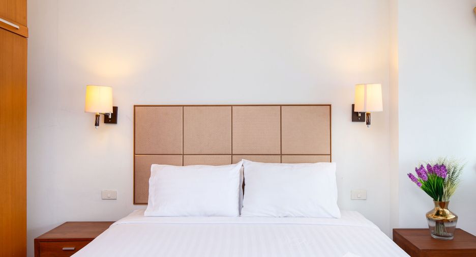 For rent 3 bedrooms apartment in Bang Na, Bangkok