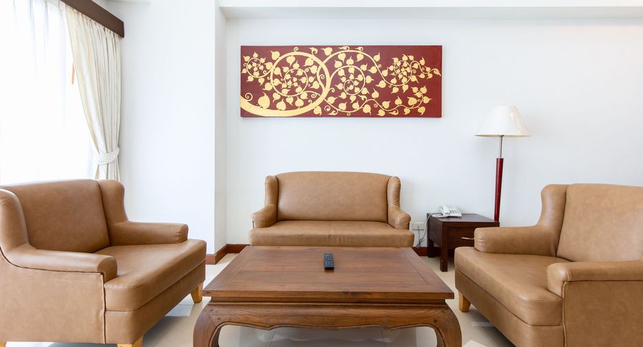For rent 3 bedrooms apartment in Bang Na, Bangkok