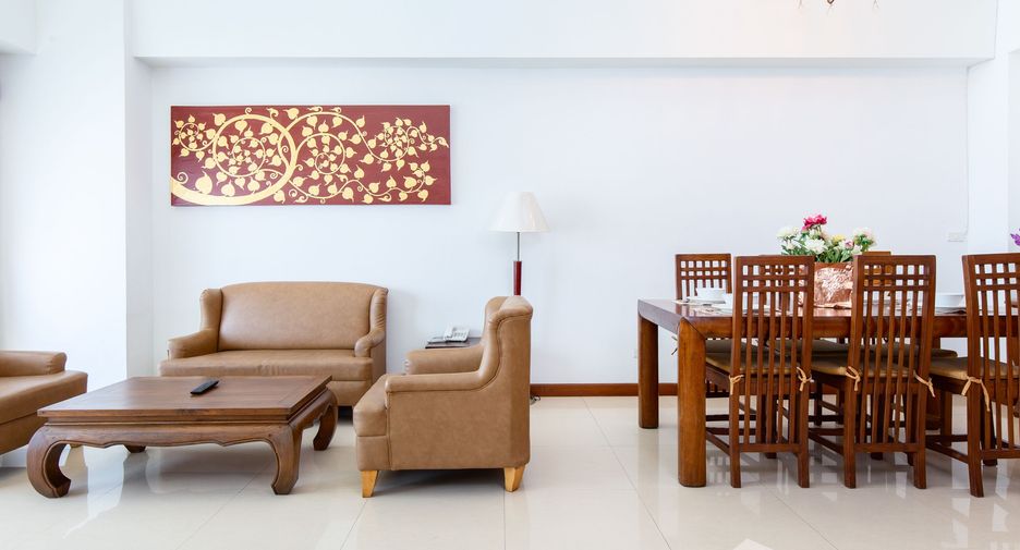 For rent 3 bedrooms apartment in Bang Na, Bangkok