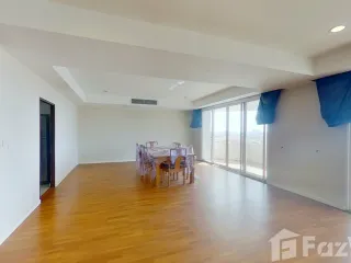 For rent 4 bedrooms condo in Watthana, Bangkok