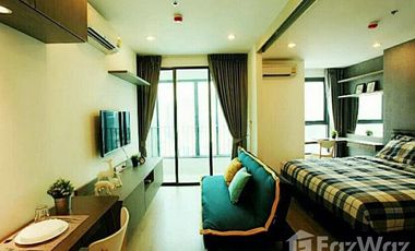 Wohnung zur Miete mit 1 Zimmer in Bang Rak, Bangkok