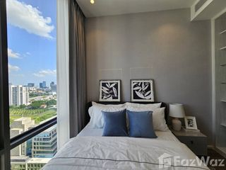 For rent 2 bedrooms condo in Pathum Wan, Bangkok