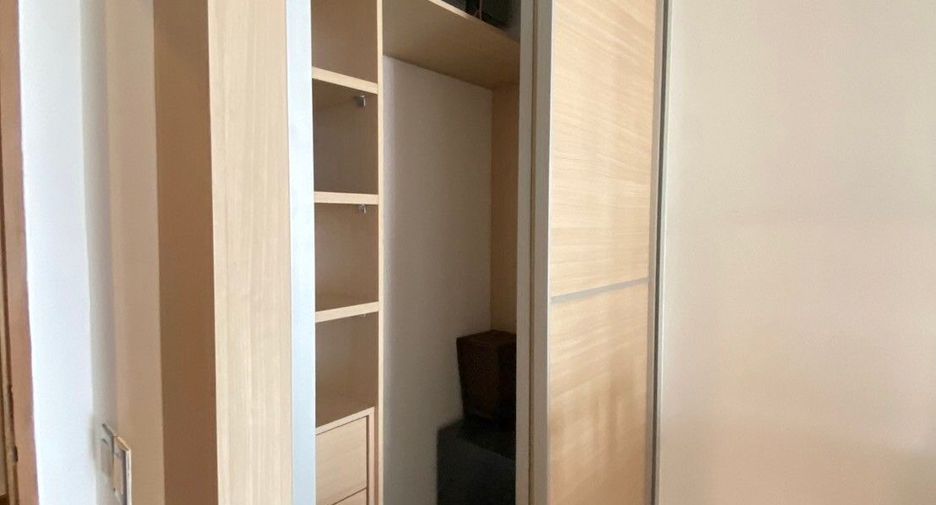 For rent 1 bed condo in Khlong San, Bangkok