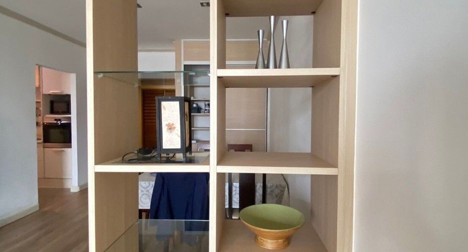 For rent 1 bed condo in Khlong San, Bangkok